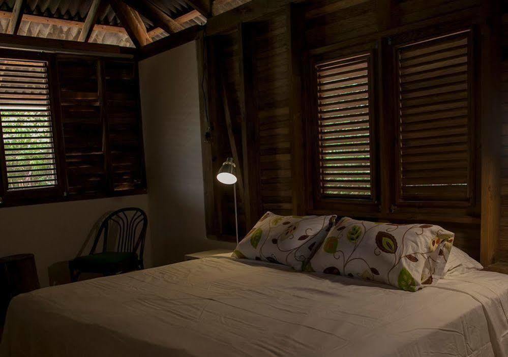 לאס טרנאס Clave Verde Ecolodge מראה חיצוני תמונה